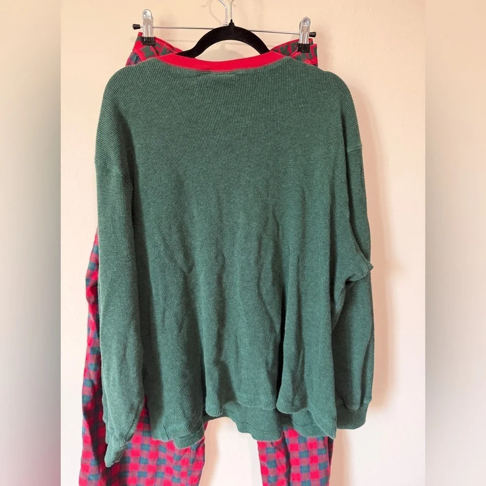 2 piece Disney mickey mouse pants (L) and shirt (XL) pajamas 100% cotton plaid